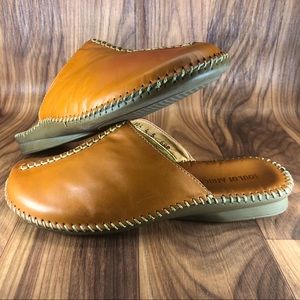 Soul of Africa women's leather slip on shoes